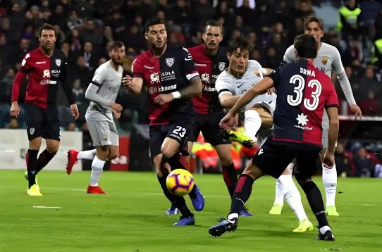 佛罗伦萨主场大胜卡利亚里，连续三连胜的简单介绍