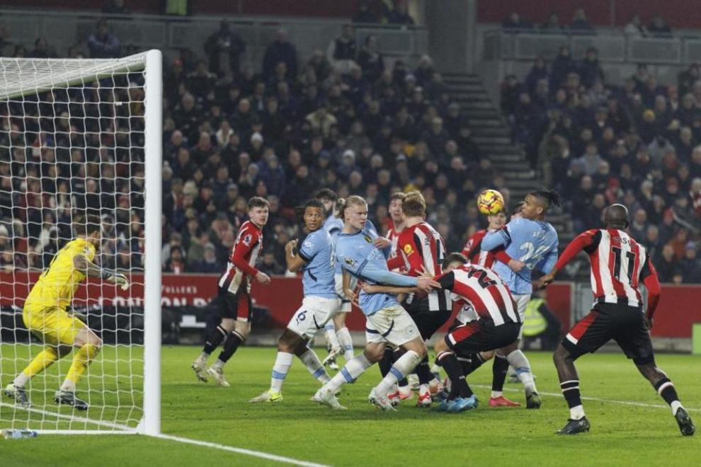 关于法兰克福客场取得平局，机会尴尬的信息