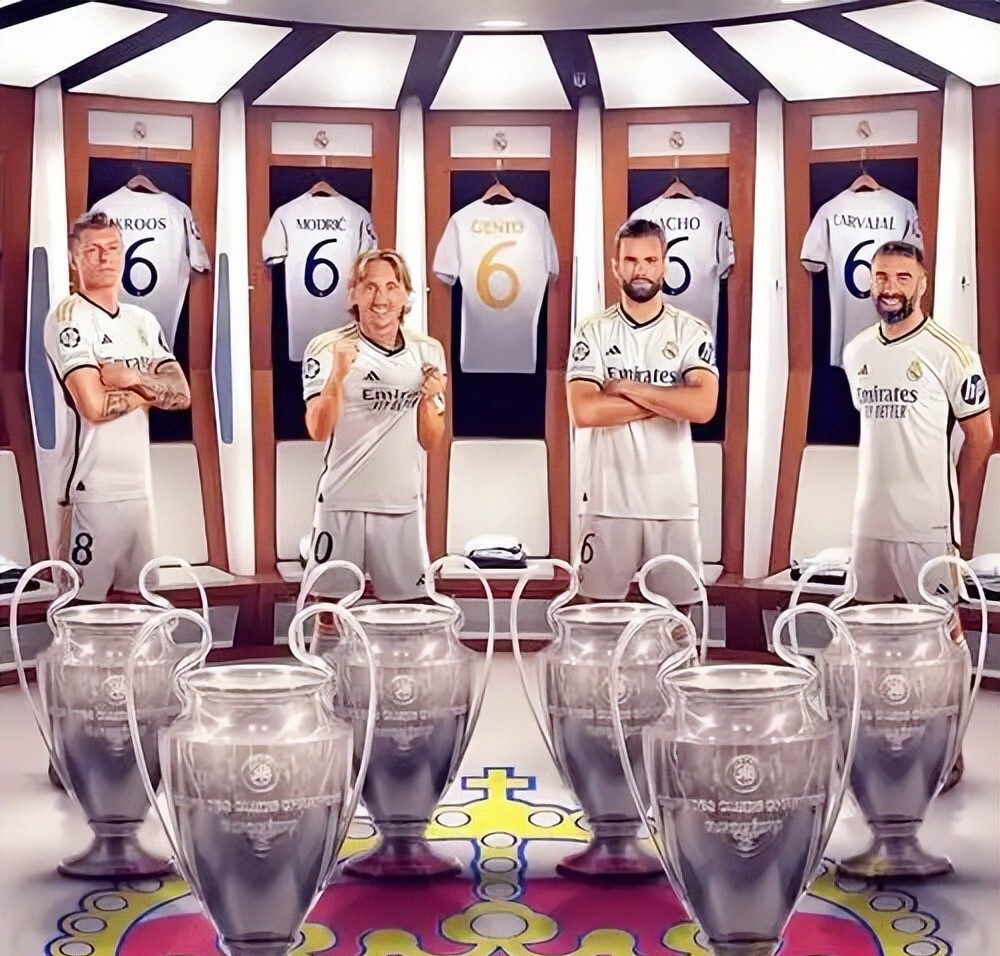 欧冠热门球队再遭逆转，晋级前景堪忧