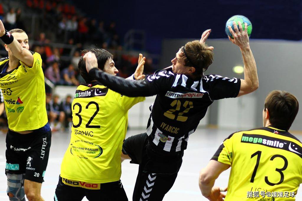 拜仁慕尼黑再度胜柏林赫塔，领跑榜首的简单介绍