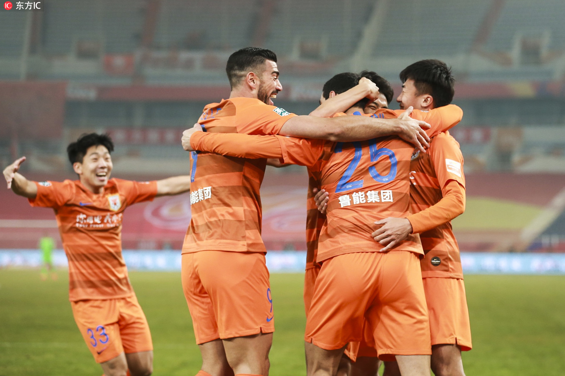 关于山东鲁能客场战胜北京人和，积分榜稳固的信息