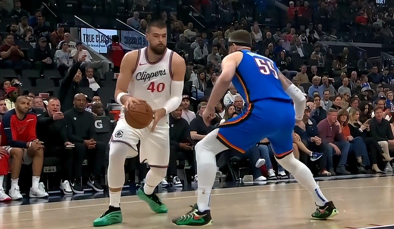 球队之间的对决成为篮球界的焦点