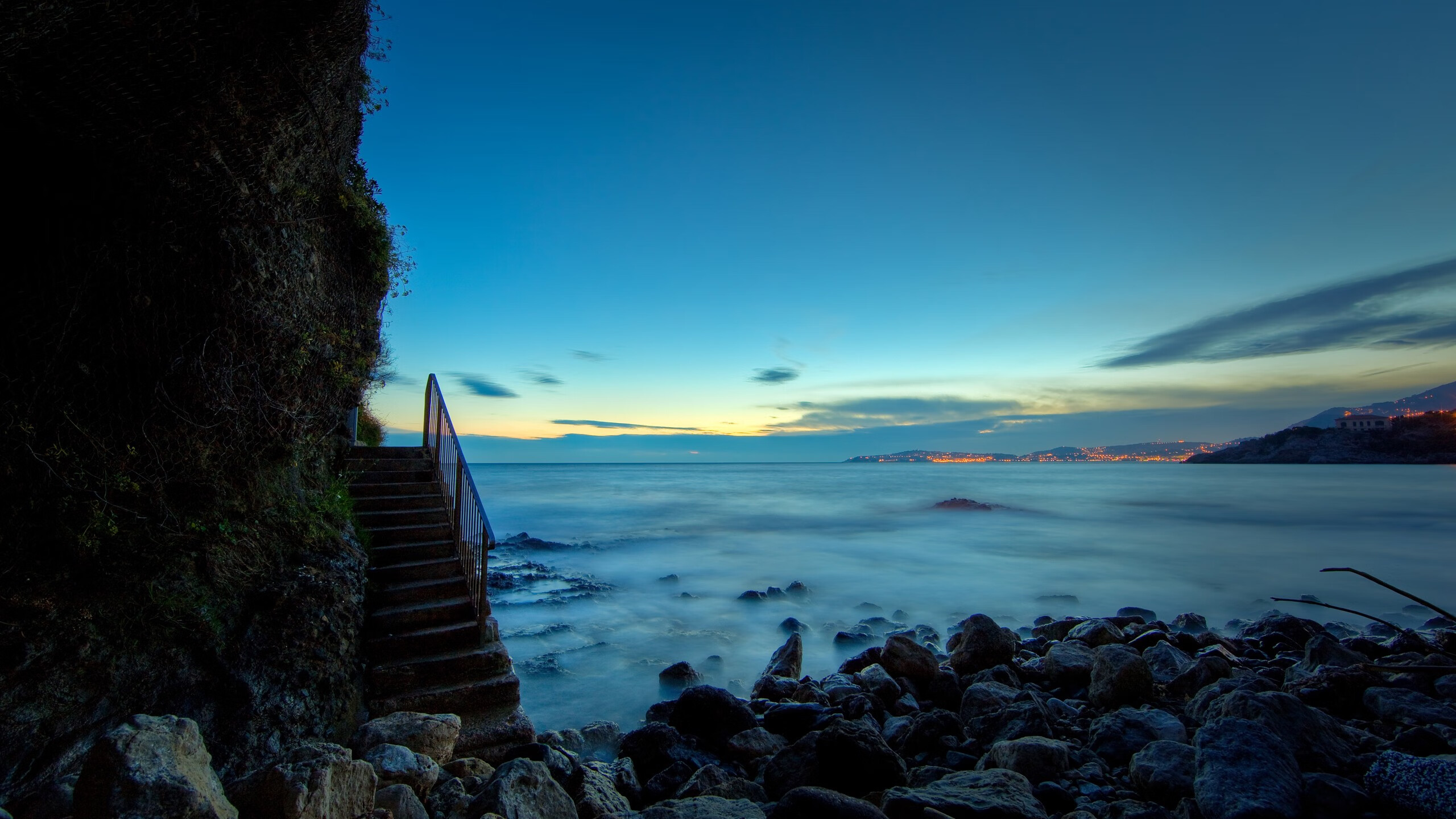 季后赛的两副面孔，国王的团队铁蹄与东契奇的个人神迹