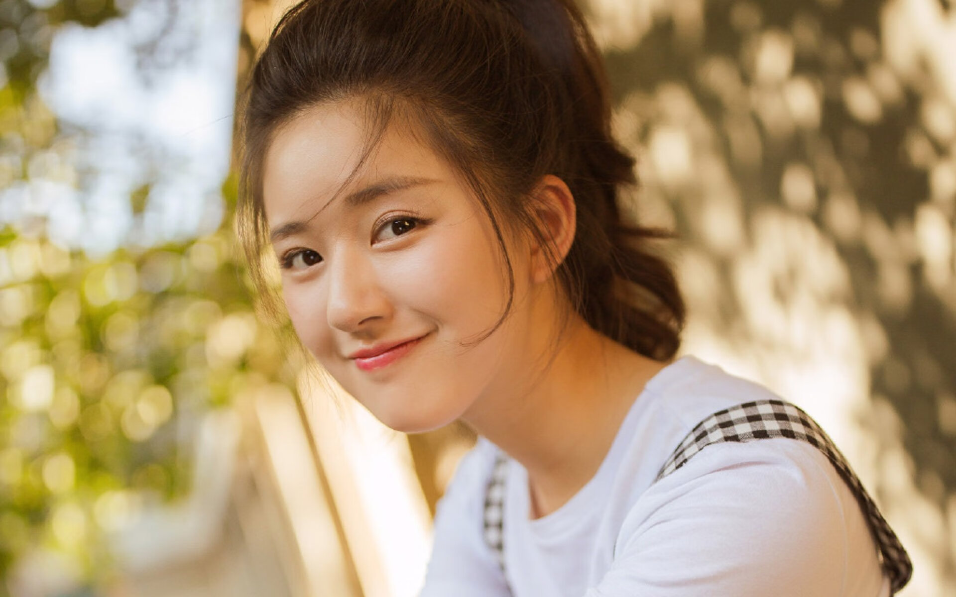 贝恩巨星风采点燃赛场,热火力克雄鹿显统治力