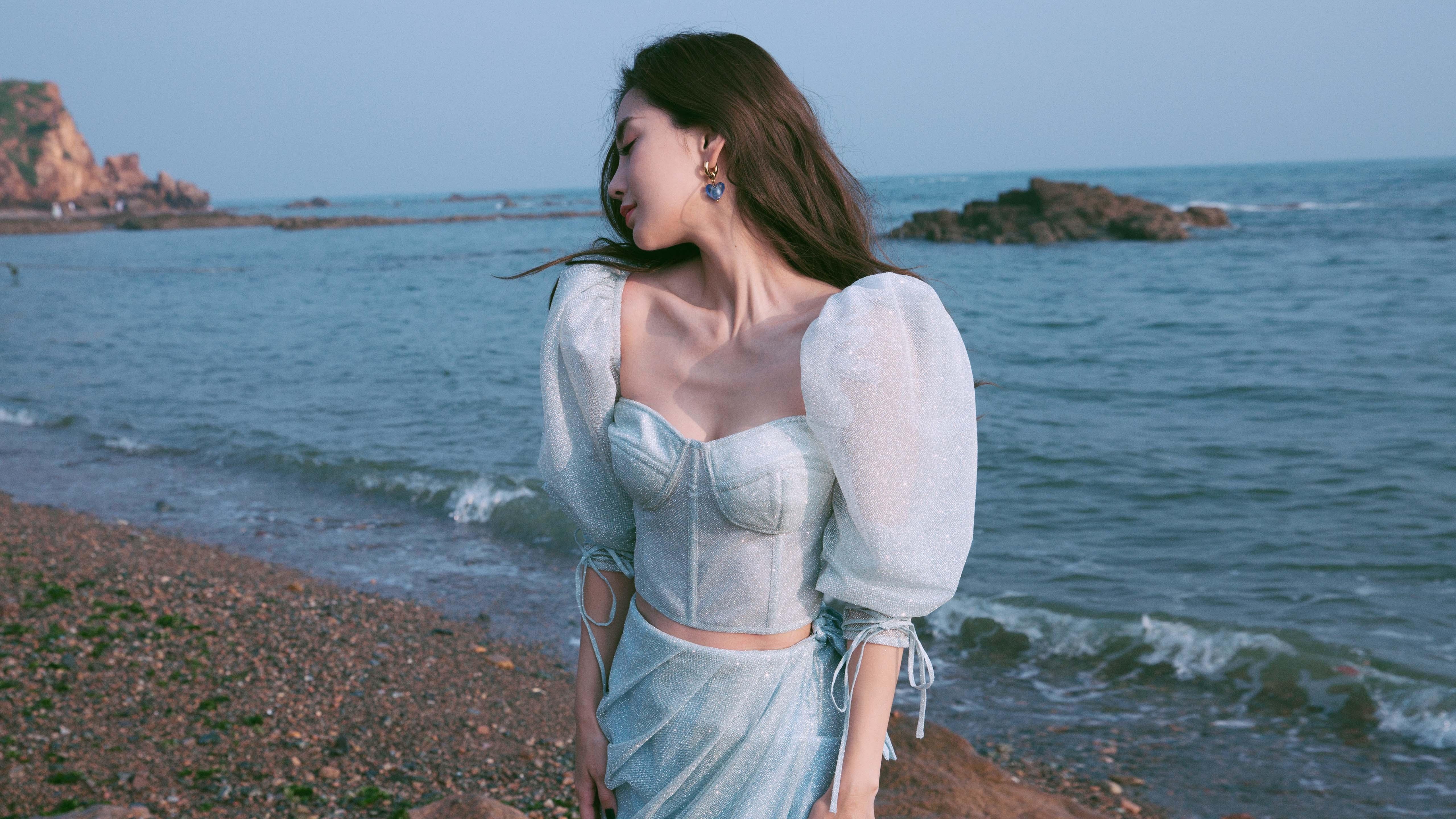 跨洋篮球双城记，广东队粉碎鹈鹕与字母哥意甲封神的交响