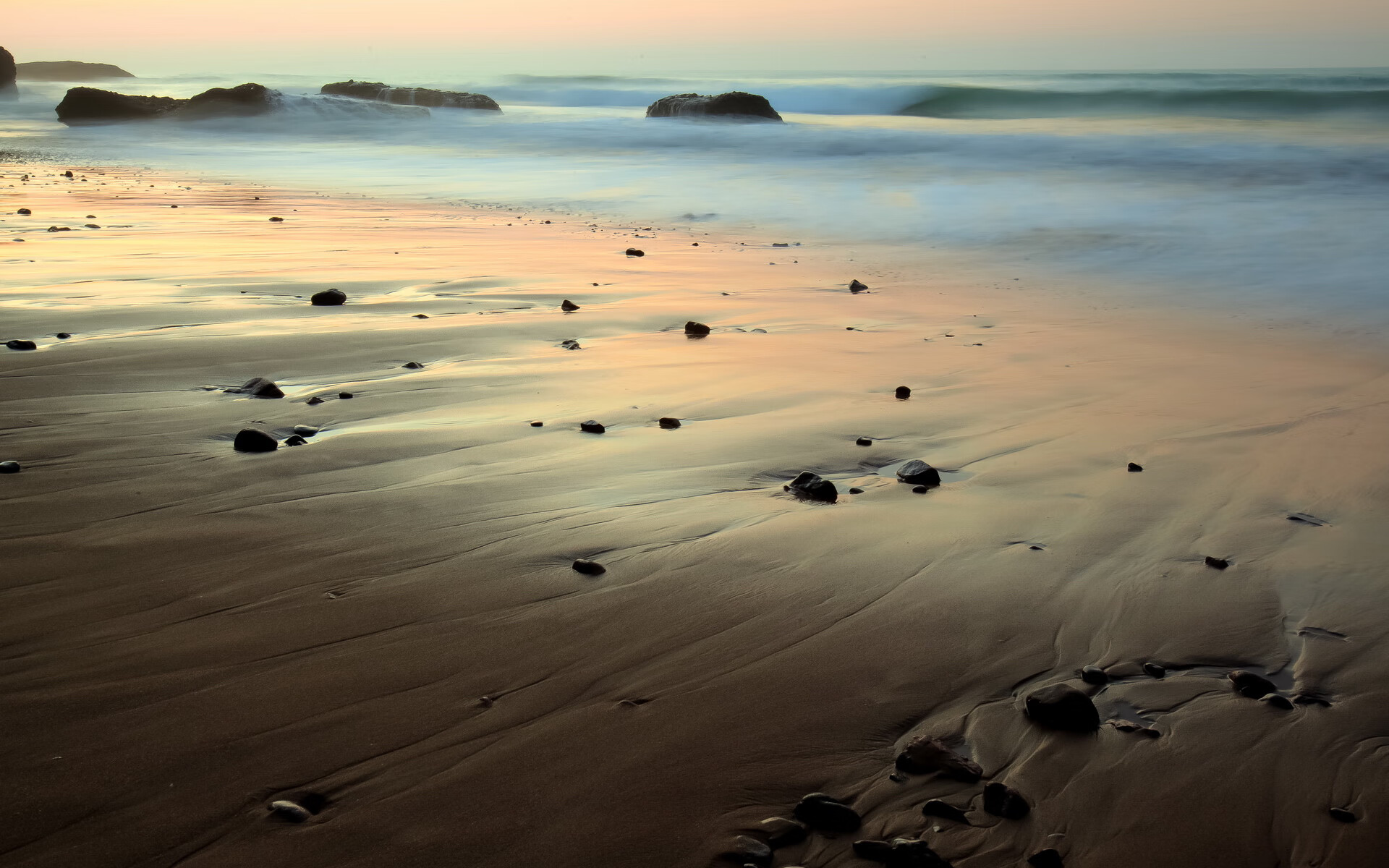 赛场的AB面，迪马利亚满分的艺术，丹麦铁蹄下的碾压