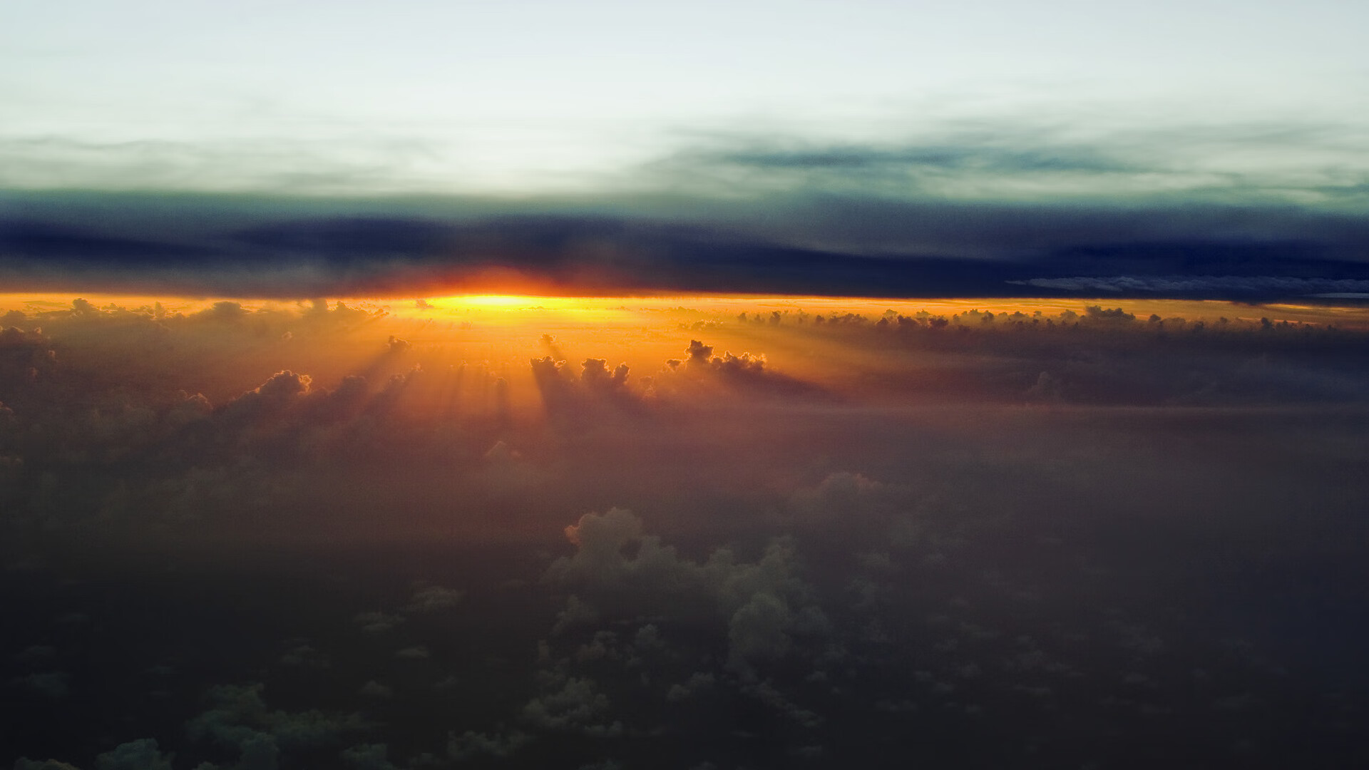 绿茵冲刺，劳塔罗的进攻引擎，于年度争冠之夜轰然咆哮